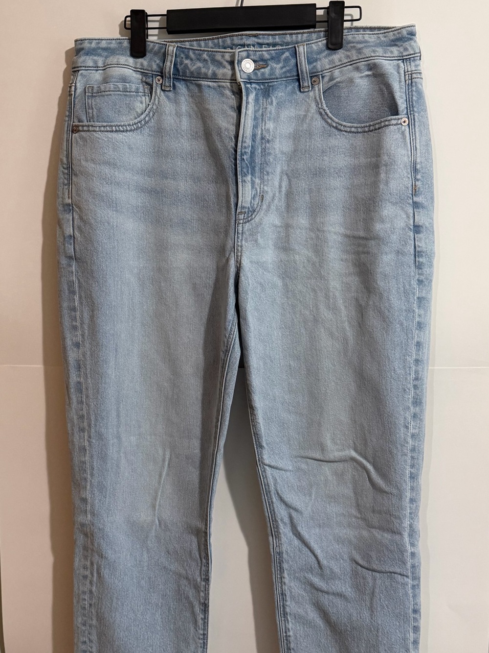 American Eagle Outfitters Light Blue Mom Jeans
